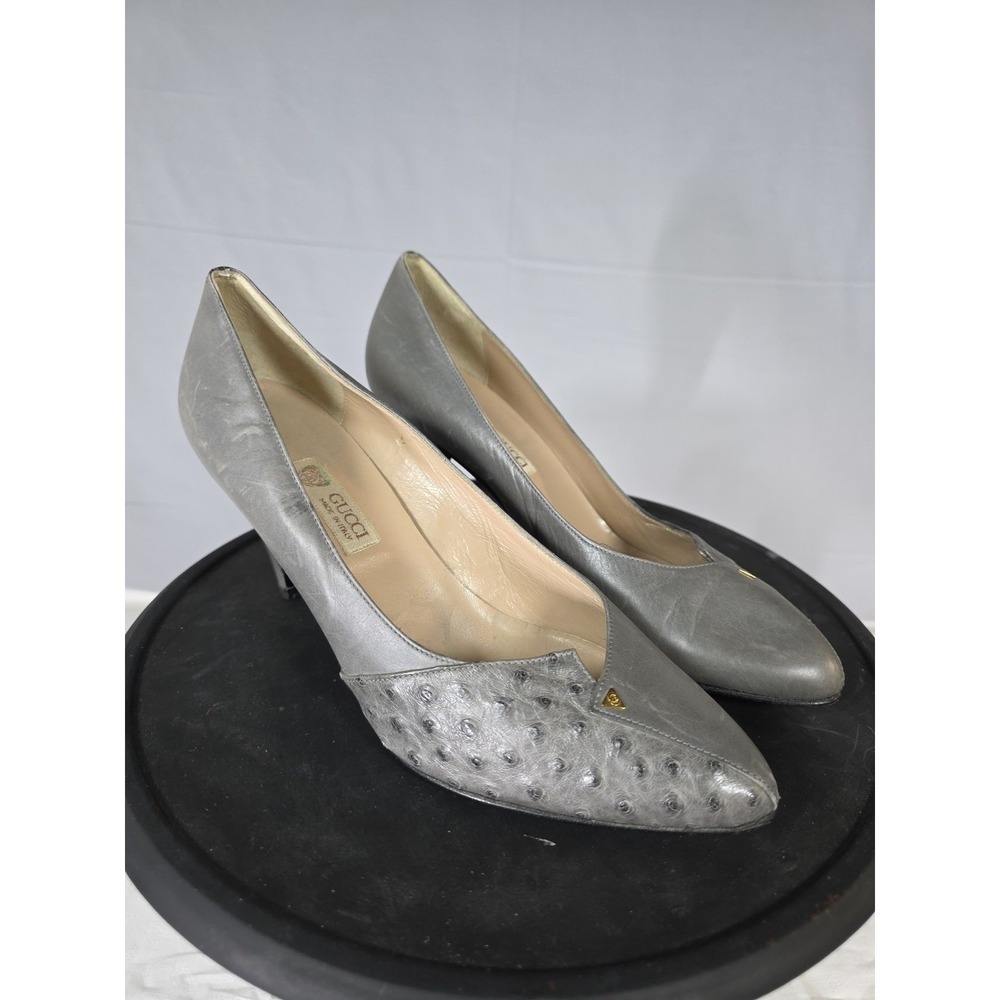 Vintage Gucci Ostrich Gray Pointed Toe Heels 38 Knight‎ Crest Label Italy COA - Picture 5 of 16